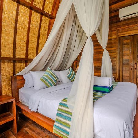 Lumbung Bukit Resort Uluwatu Екстер'єр фото
