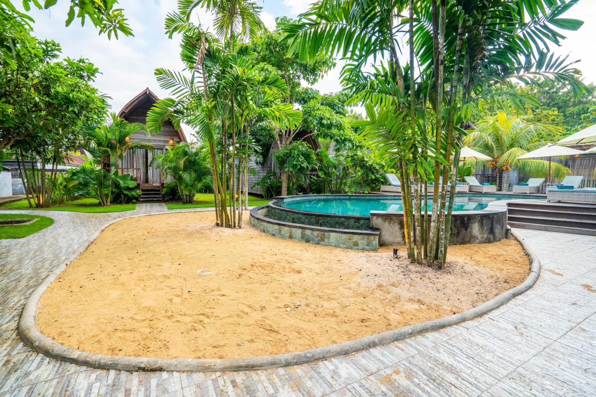 Lumbung Bukit Resort Uluwatu Екстер'єр фото