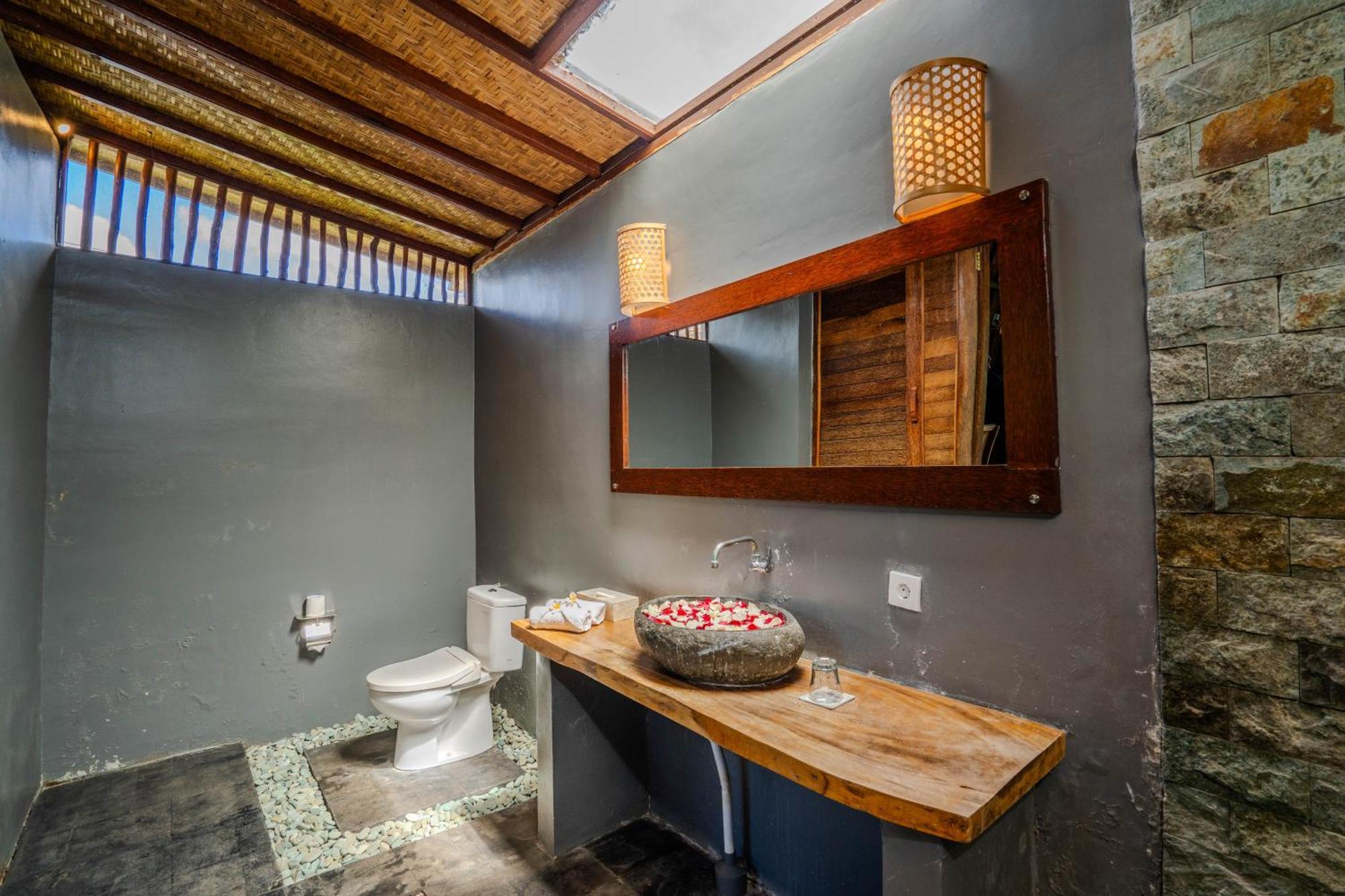 Lumbung Bukit Resort Uluwatu Екстер'єр фото
