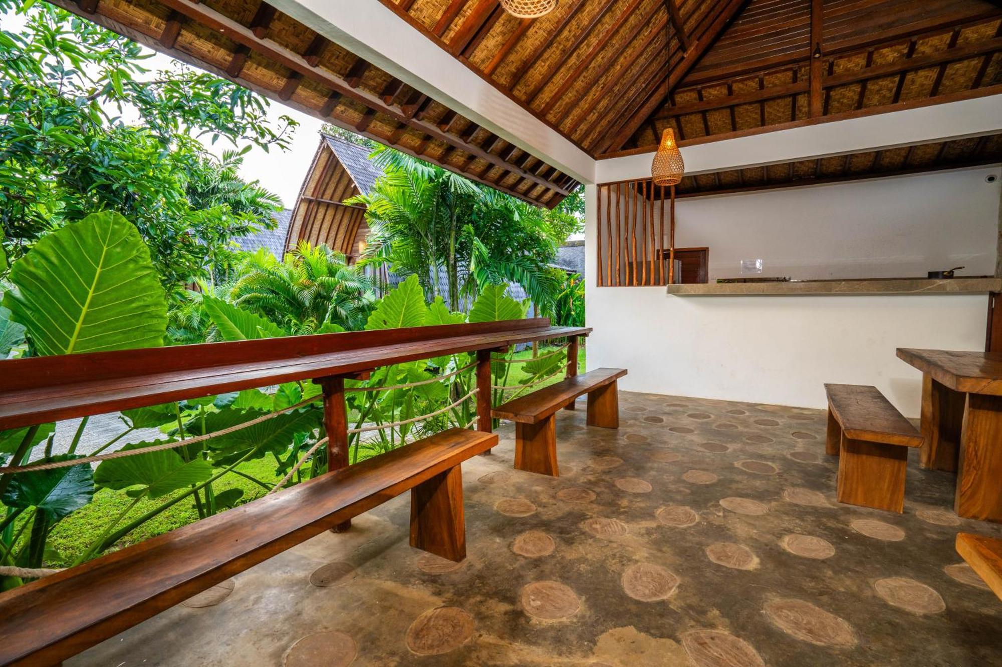 Lumbung Bukit Resort Uluwatu Екстер'єр фото