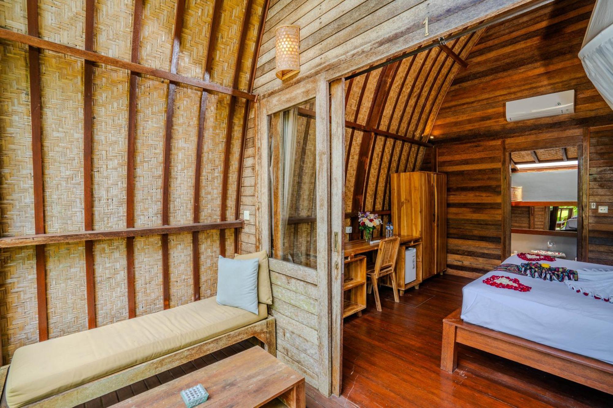 Lumbung Bukit Resort Uluwatu Екстер'єр фото