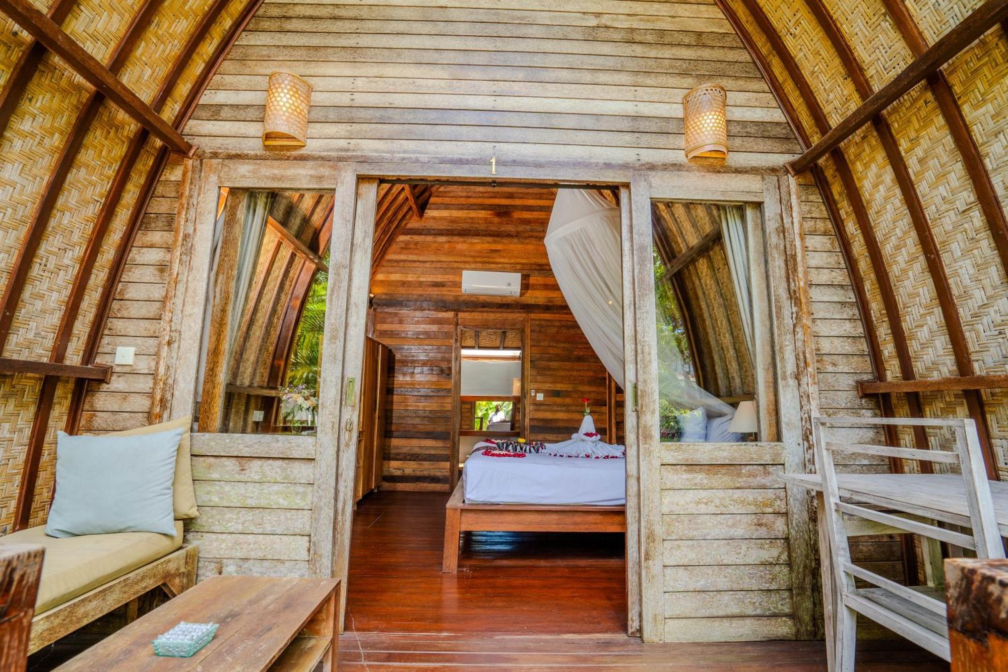 Lumbung Bukit Resort Uluwatu Екстер'єр фото