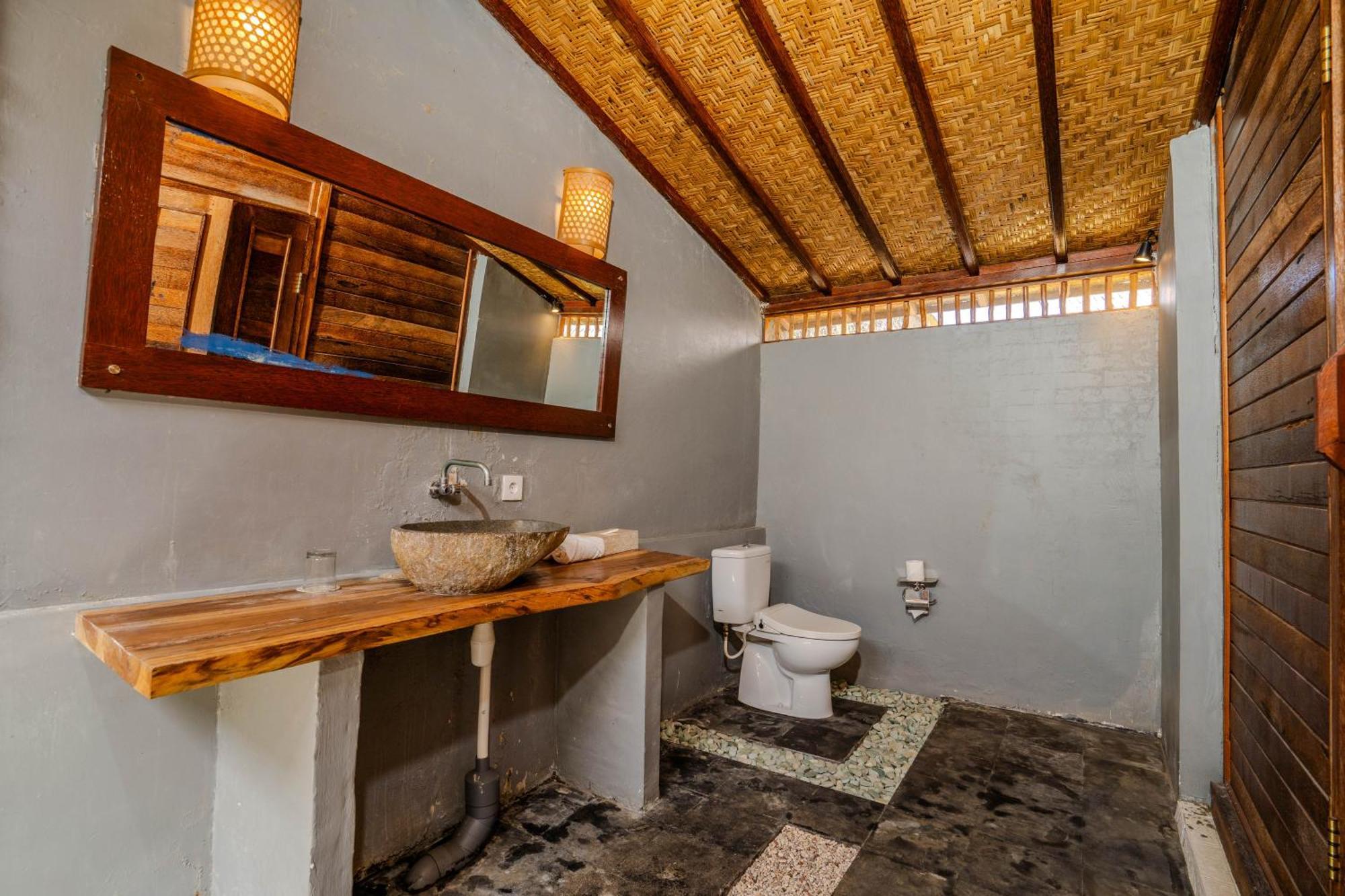 Lumbung Bukit Resort Uluwatu Екстер'єр фото