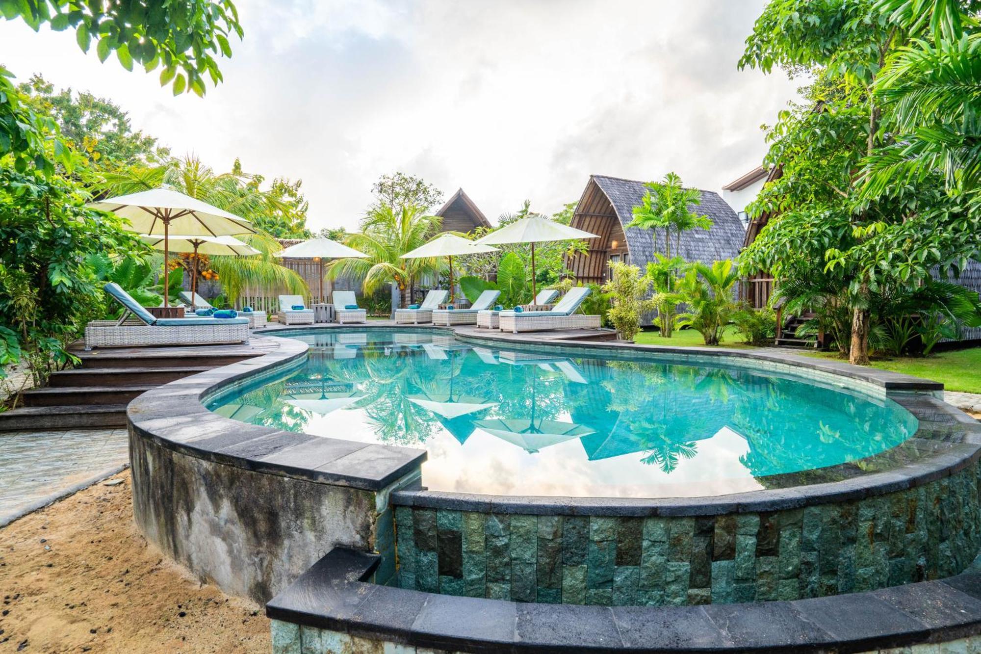 Lumbung Bukit Resort Uluwatu Екстер'єр фото