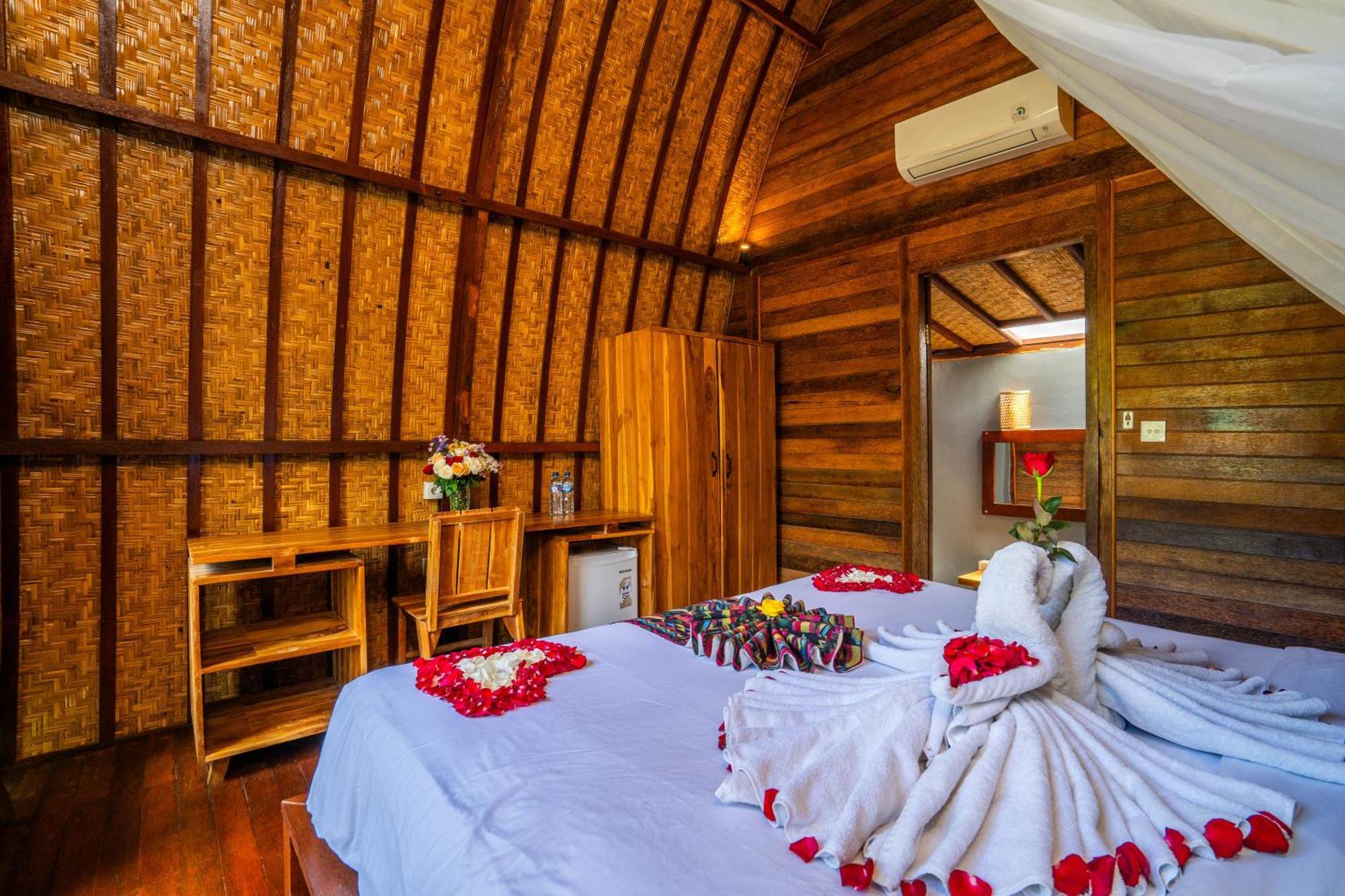Lumbung Bukit Resort Uluwatu Екстер'єр фото
